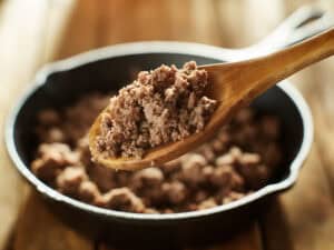 How to Drain Grease From Ground Beef