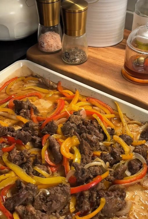 Sheet pan fajitas are easy to make. 