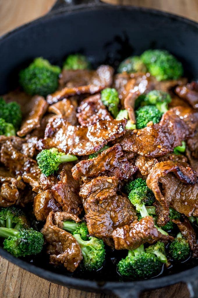 Beef and broccoli stir-fry with sauce, a high protein low calorie dinner option